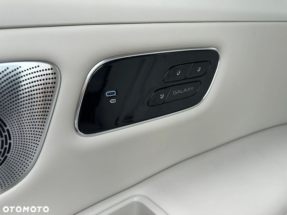 Geely M9 - 38