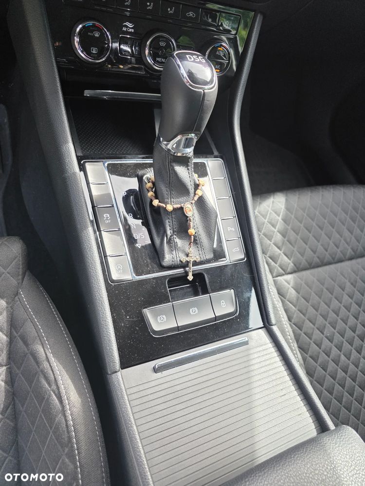 Skoda Superb 2.0 TDI Style DSG - 14