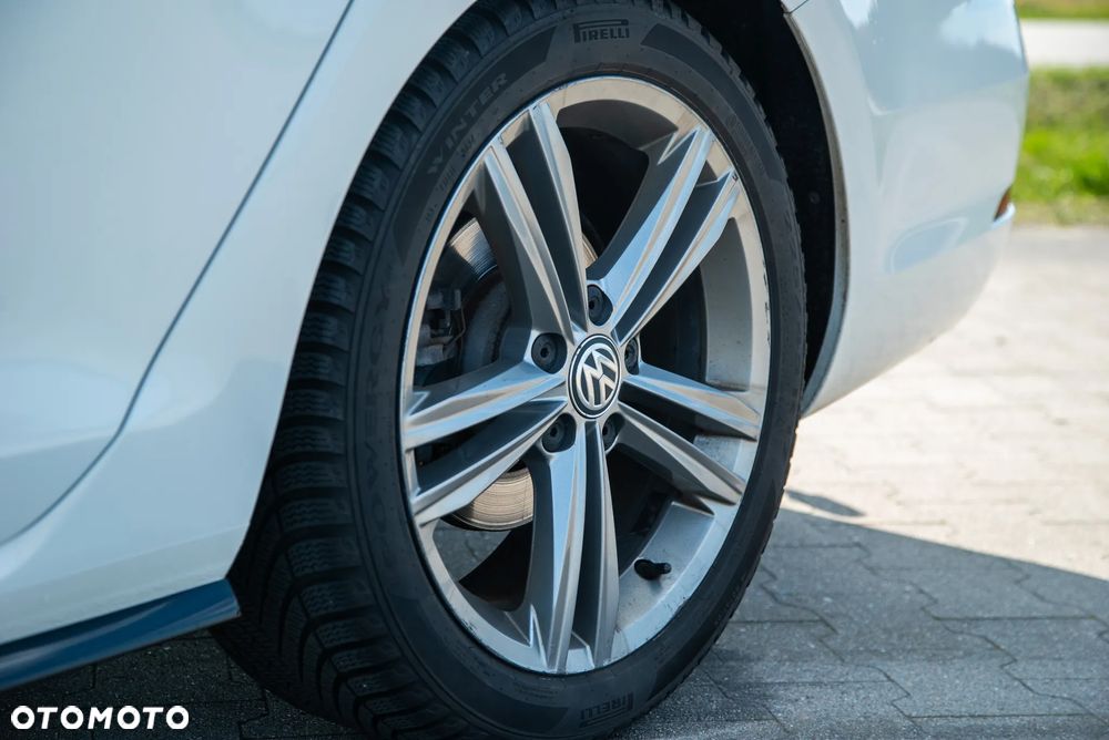 Volkswagen Golf 1.5 TSI EVO R-Line - 5