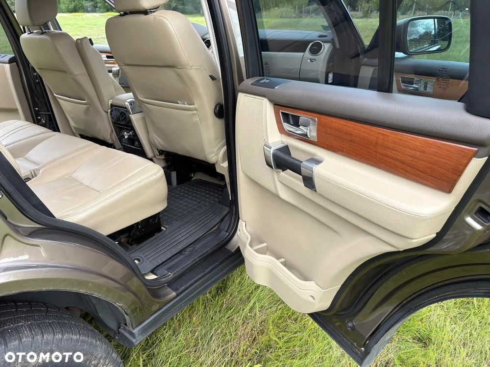 Land Rover Discovery IV 2.7D V6 HSE - 20