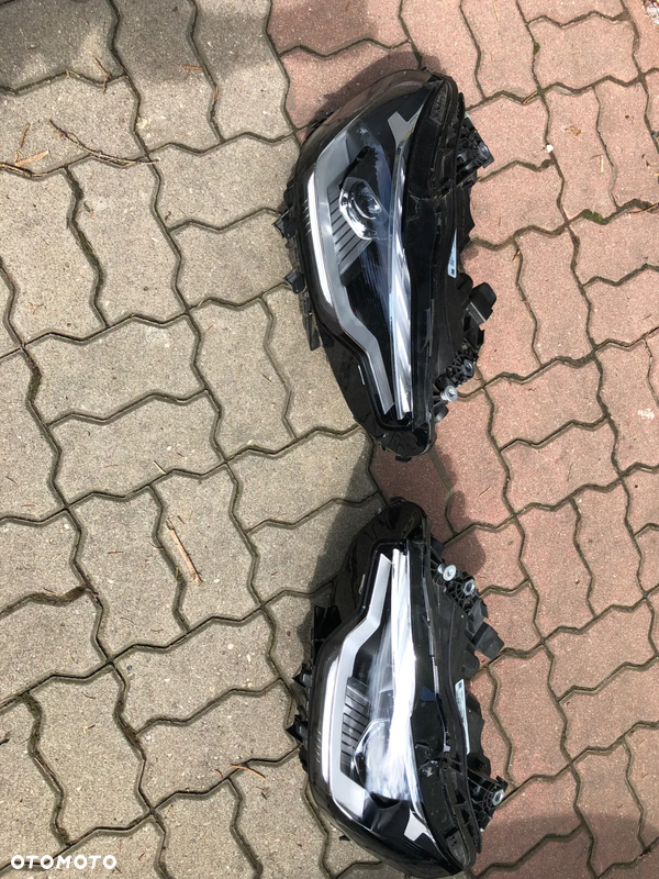 BMW 2 G42 G87 FULL LED LAMPA LEWA PRAWA PRZÓD KOMPLET 5A320E5 5A320E6