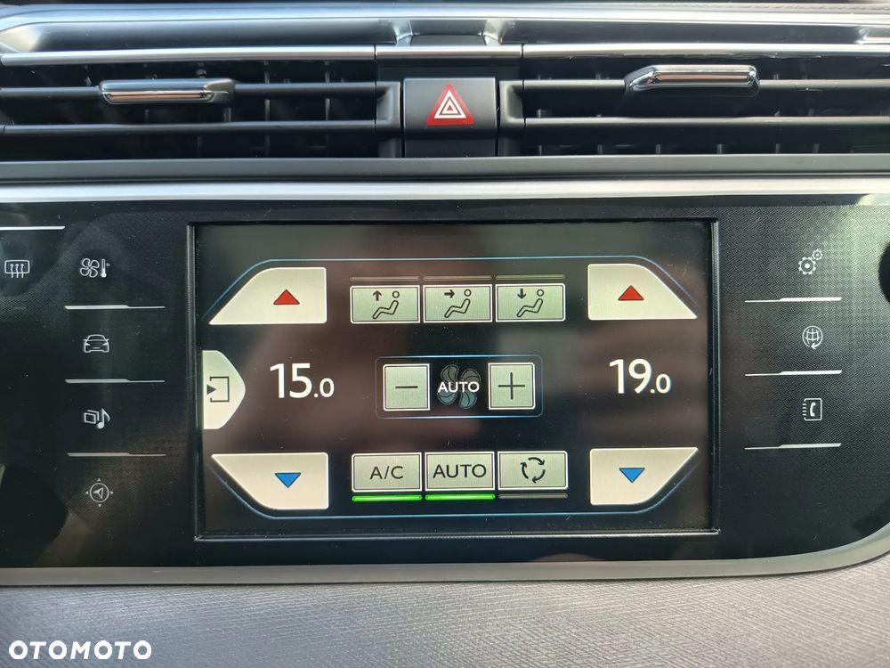 Citroën C4 Grand Picasso 1.6 e-HDi Exclusive - 21