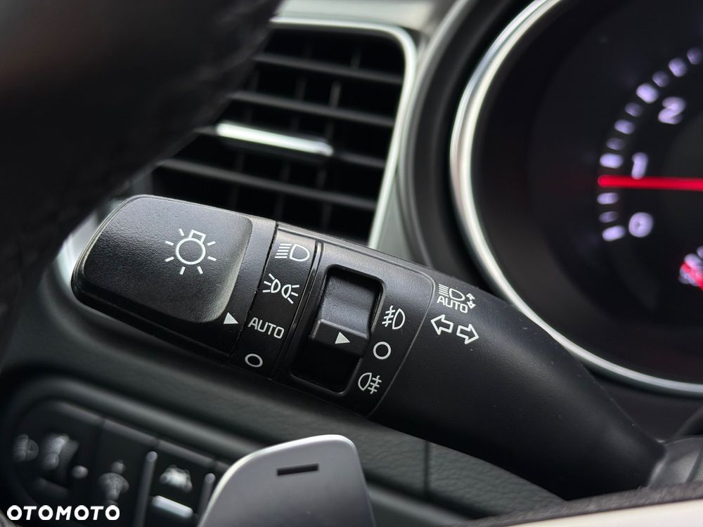 Kia XCeed 1.5 T-GDI Prestige Line DCT - 16