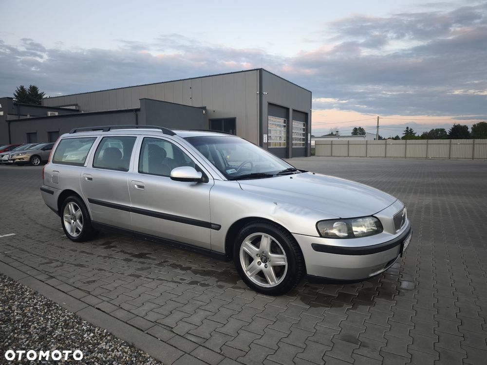 Volvo V70 2.4 - 20