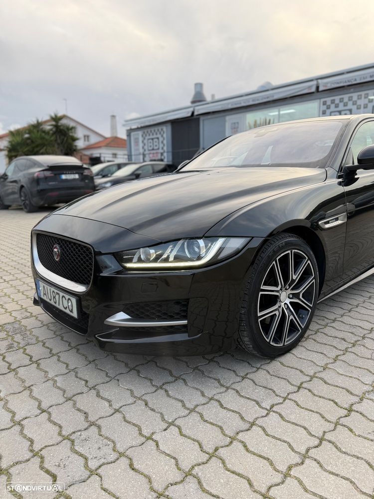 Jaguar XE E-Performance Aut. R-Sport - 4