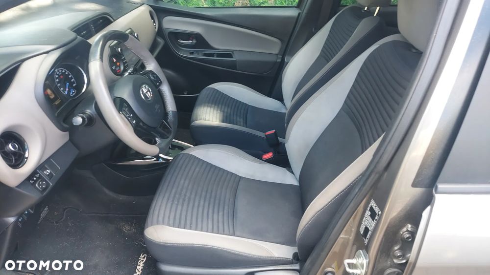 Toyota Yaris 1.5 VVT-i Launch Edition - 8