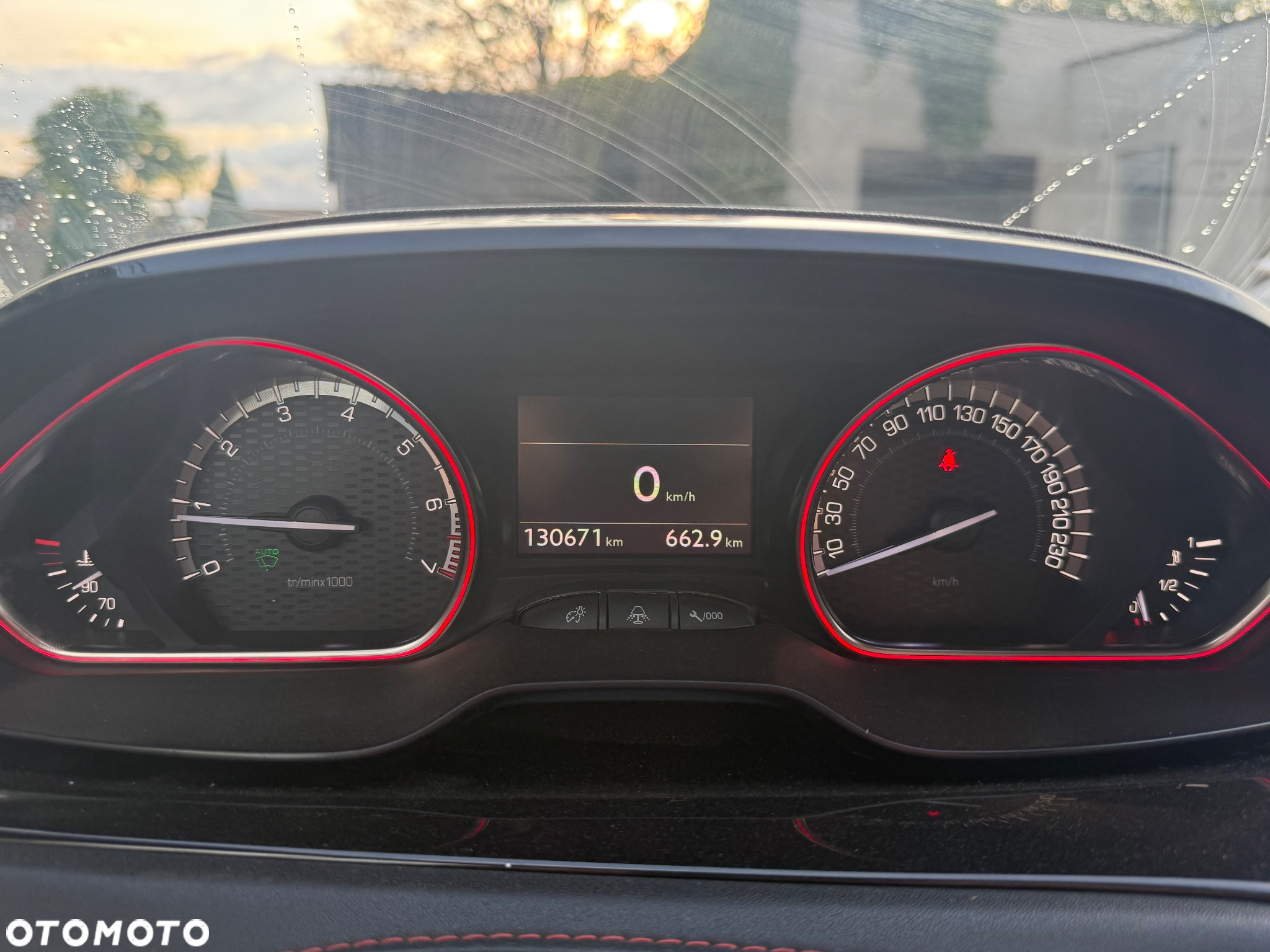 Peugeot 208 1.6 e-THP GTi S&S - 18