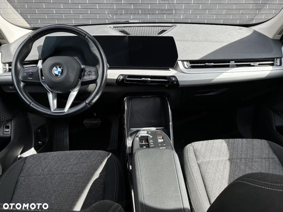 BMW X1 sDrive18i - 8