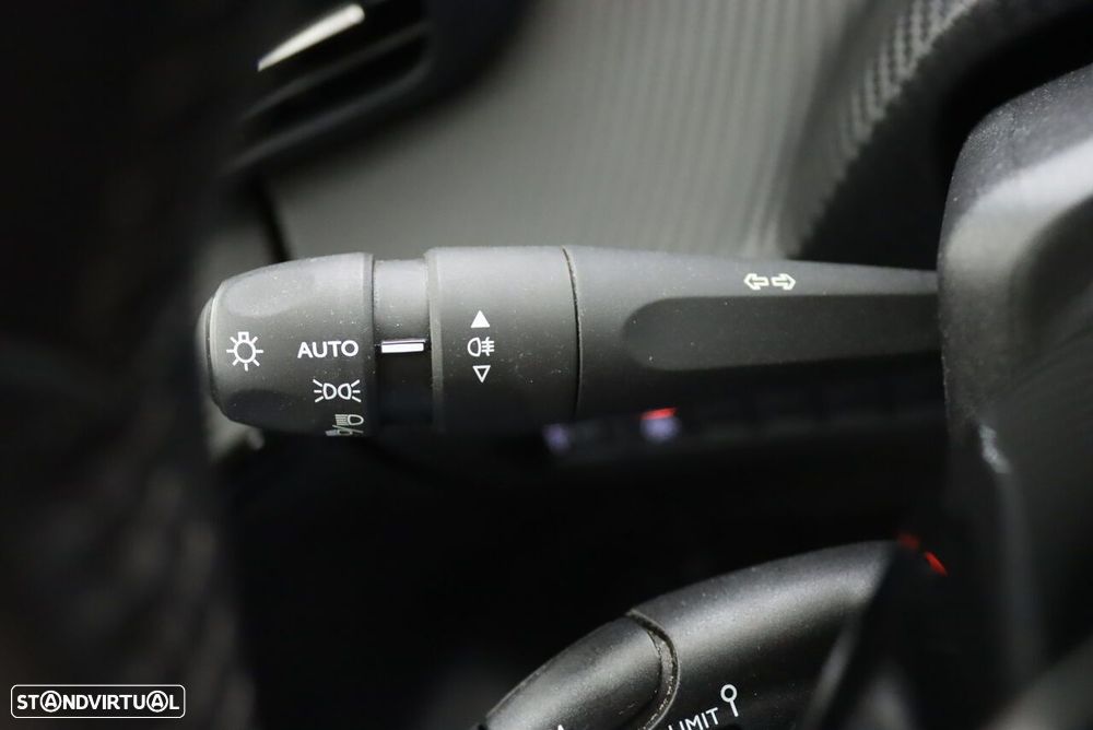 Peugeot 208 1.5 BlueHDi Active - 13