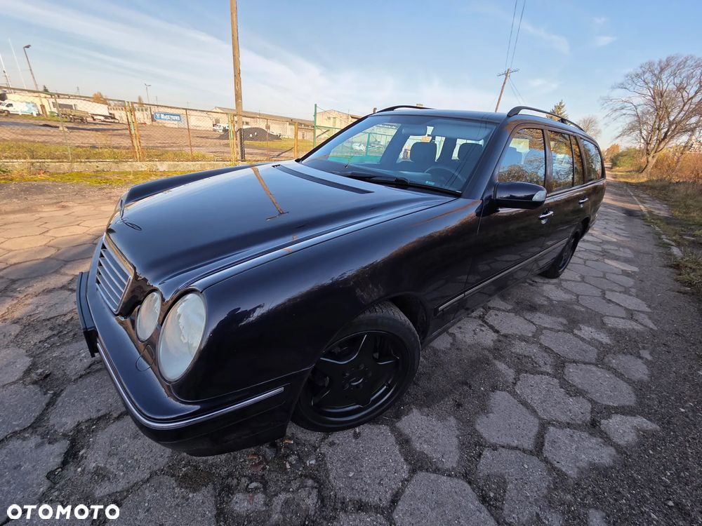 Mercedes-Benz Klasa E - 4