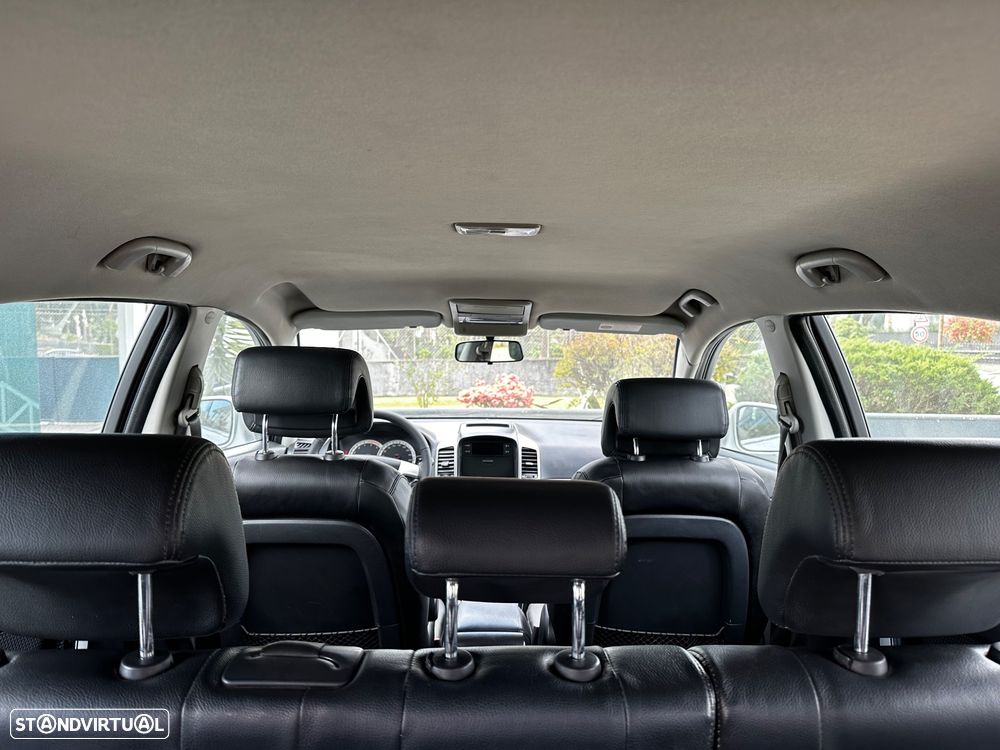 Chevrolet Captiva 2.0 VCDi Seven 7L - 32