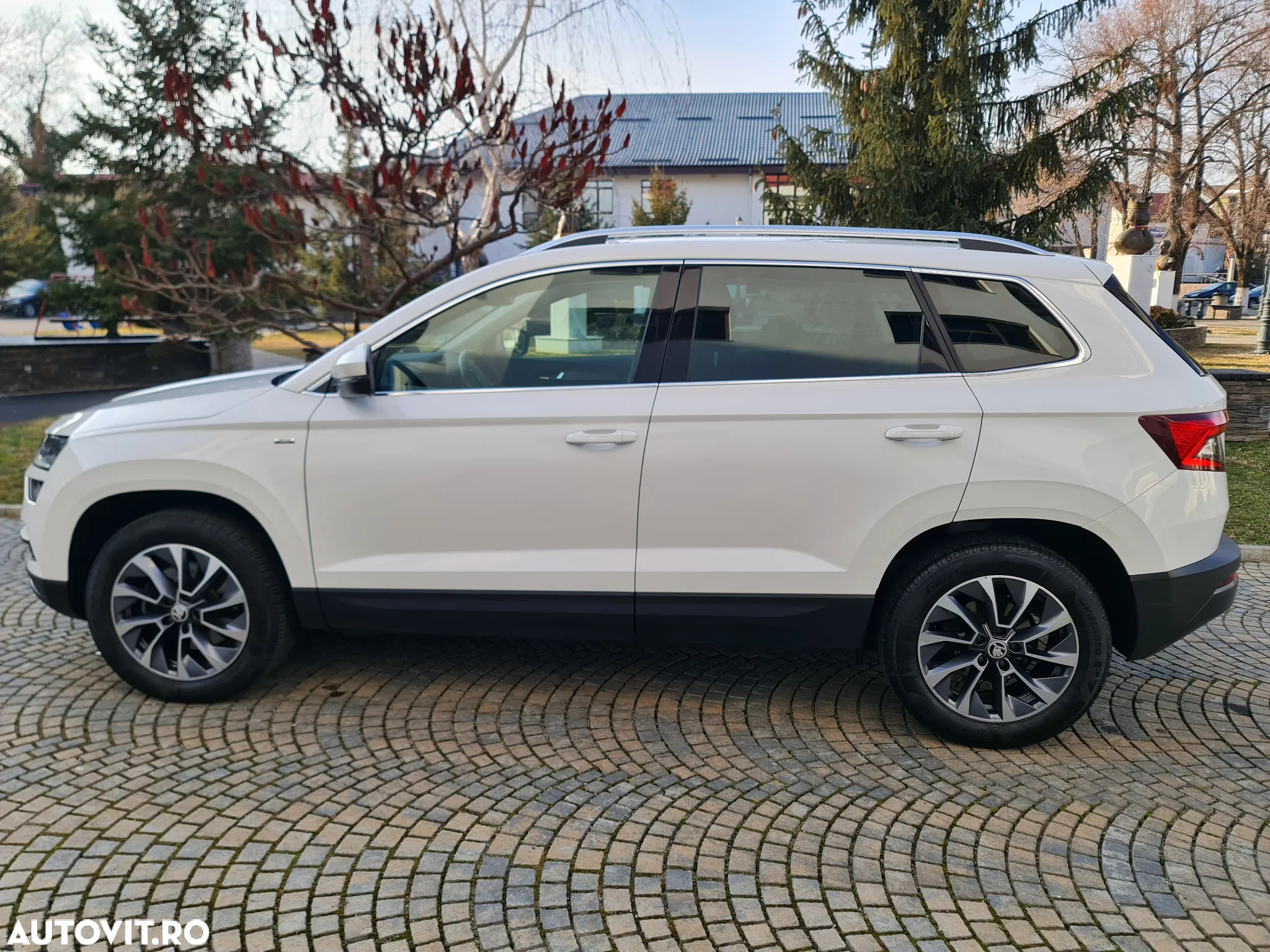Skoda Karoq 2.0 TDI 4X4 DSG Drive - 6