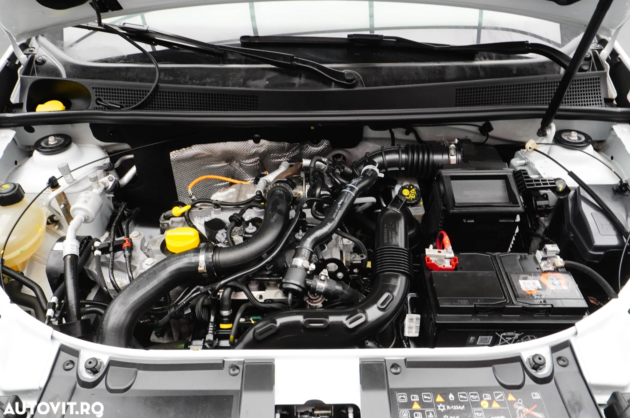 Dacia Logan 0.9 TCe Laureate - 23