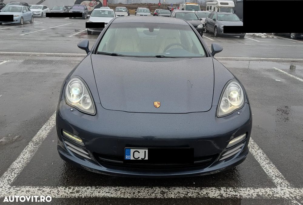 Porsche Panamera - 6