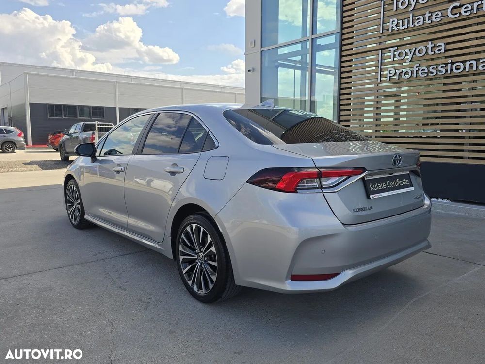 Toyota Corolla 1.8 HSD Dynamic - 6
