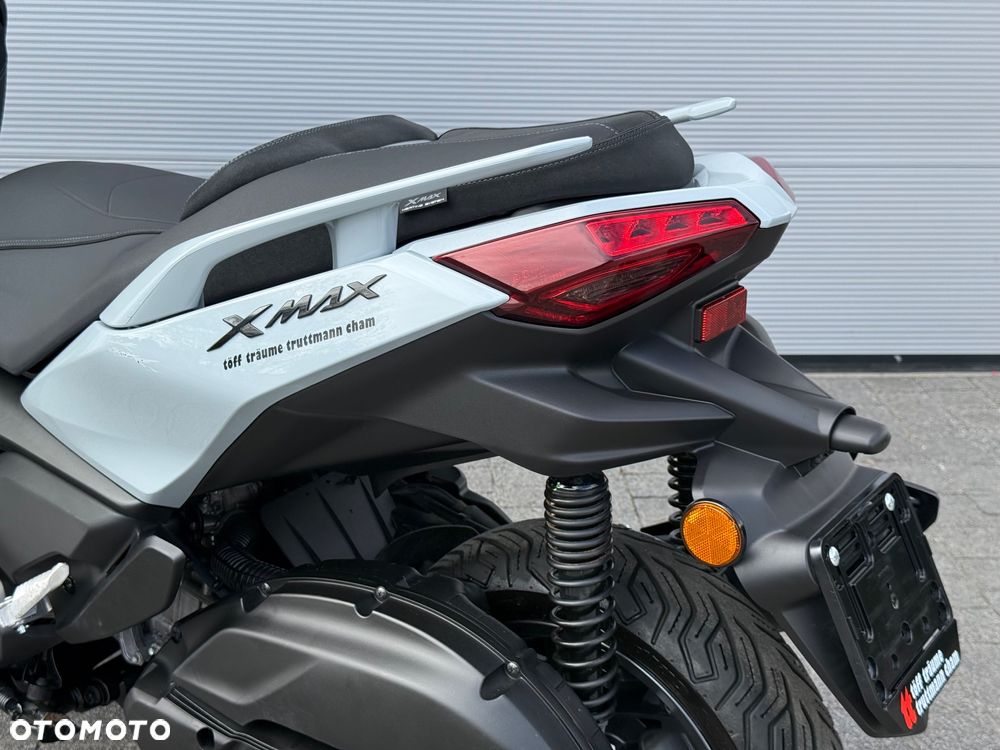 Yamaha X-max - 10