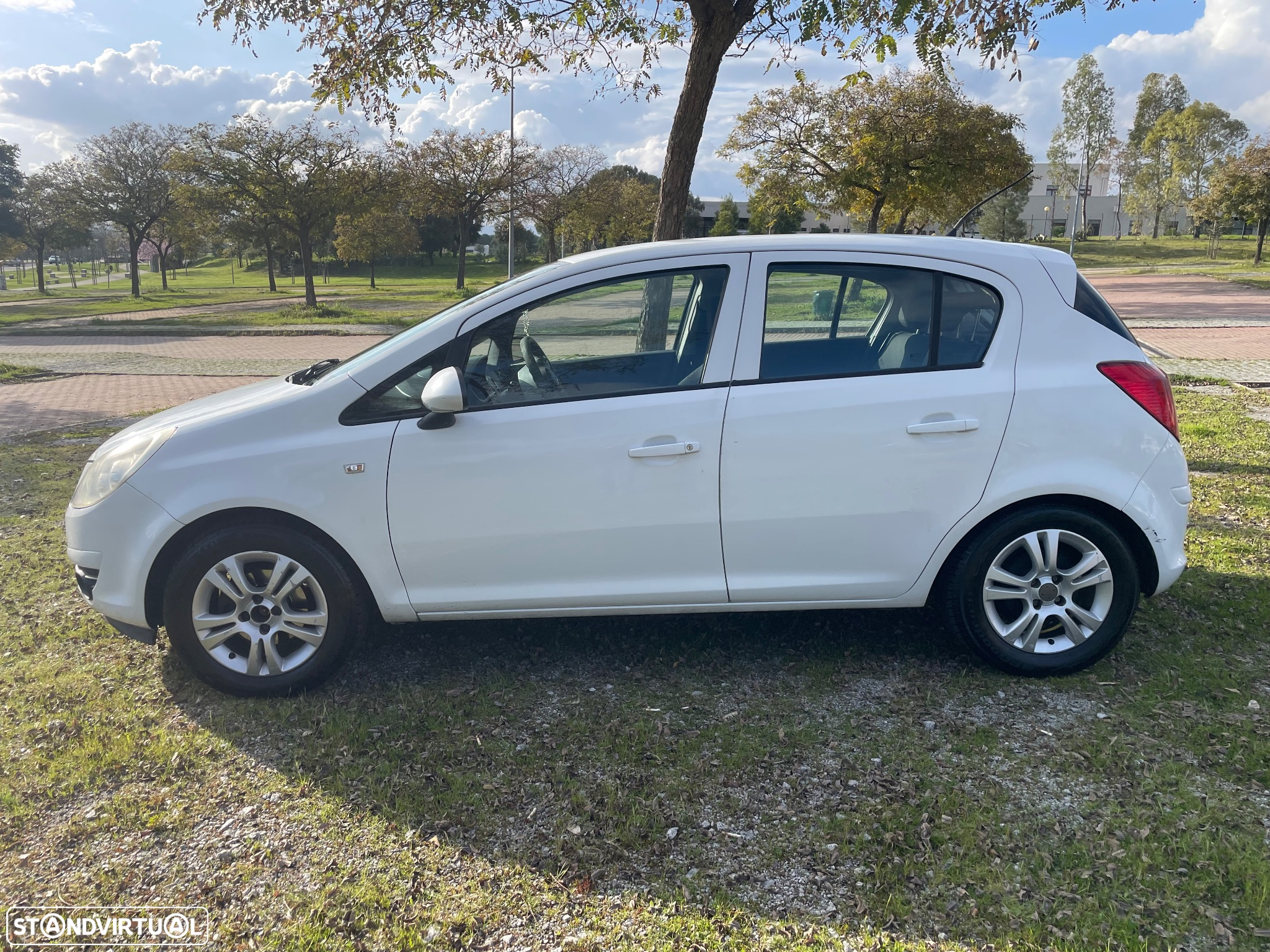 Opel Corsa 1.3 CDTi Enjoy EcoFLEX - 6