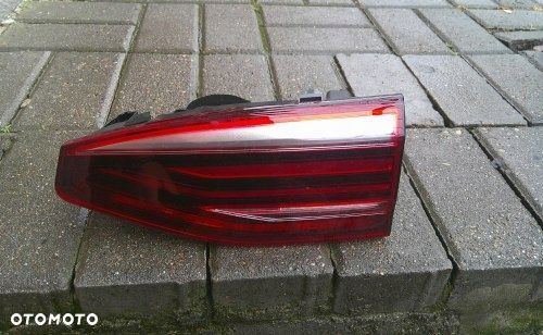 VW T7 7T0 MULTIVAN TRANSPORTER PRAWA TYLNA LAMPA KLAPA LED 7T0945094B ORG. - 2