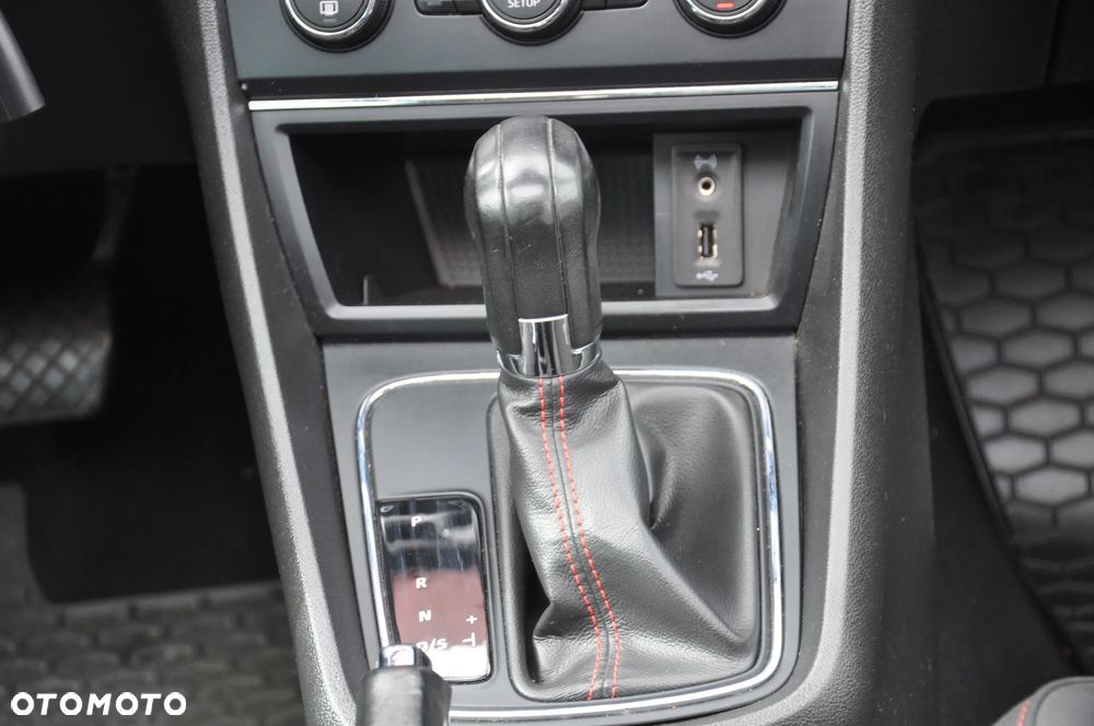 Seat Leon Sportstourer 2.0 TDI DPF DSG FR - 36