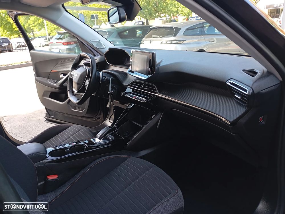 Peugeot 2008 PureTech 130 EAT8 Active Pack - 13