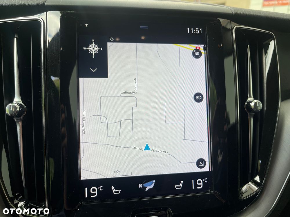 Volvo XC 60 B4 D AWD Momentum Pro - 15