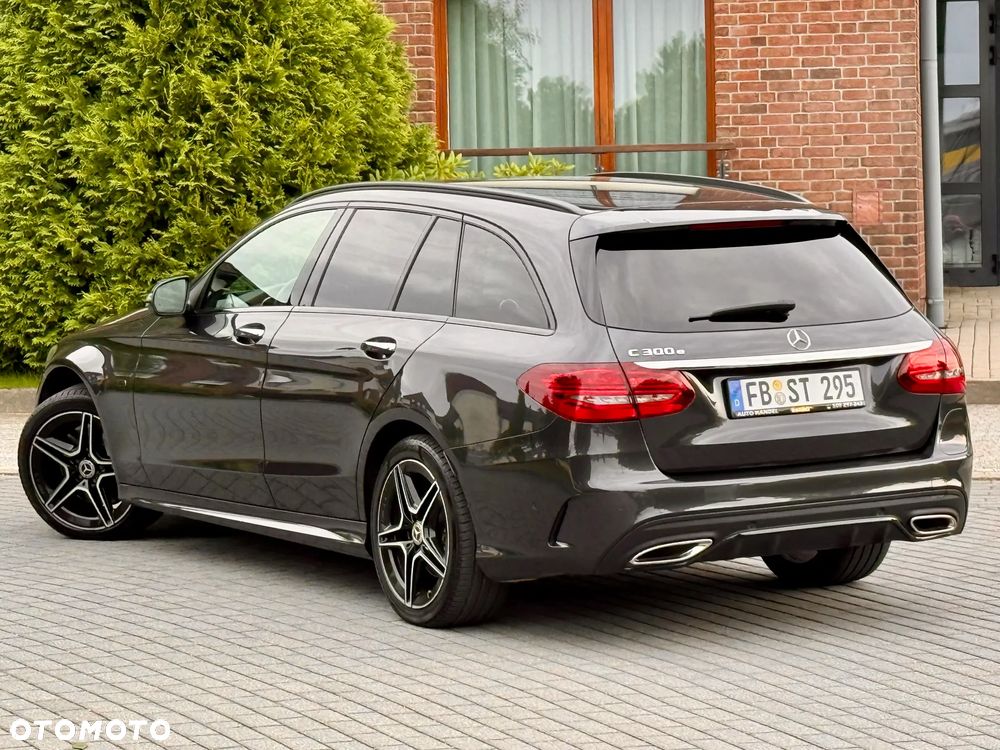 Mercedes-Benz Klasa C 300 e 9G-TRONIC AMG Line - 10