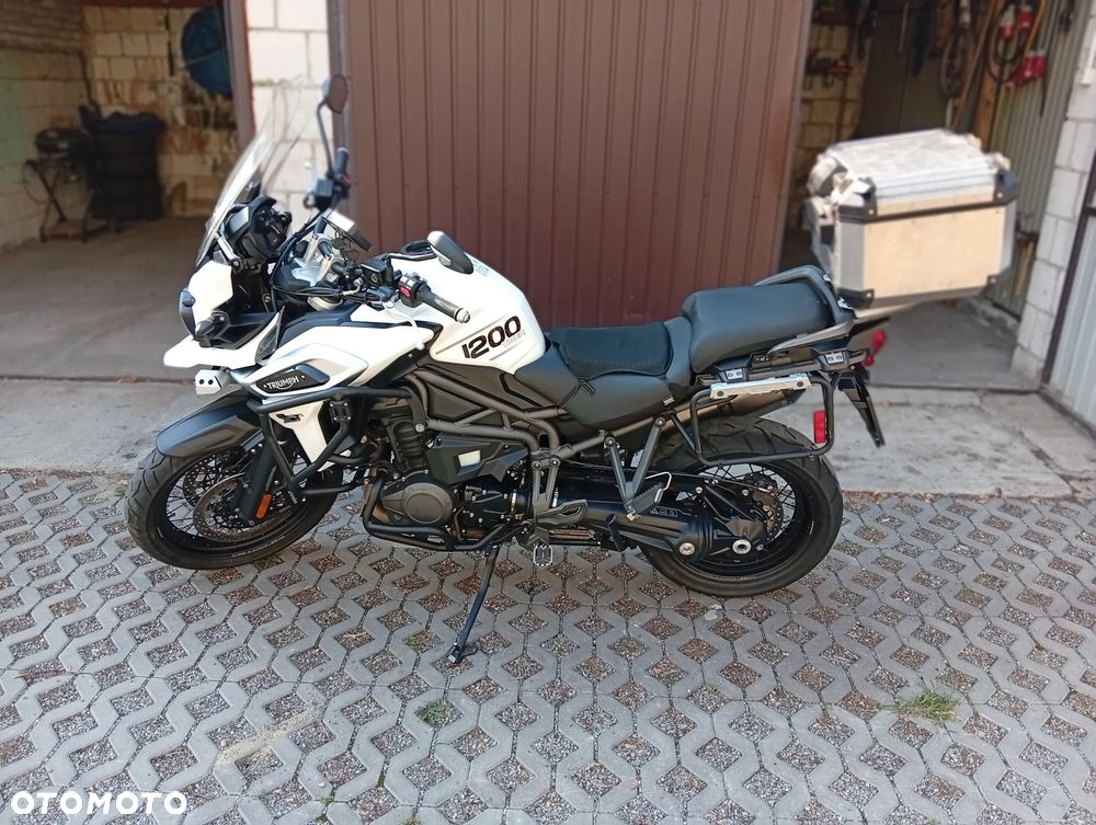 Triumph Tiger - 5