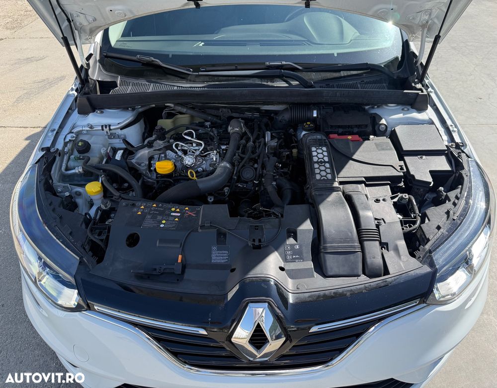 Renault Megane TCe GPF Business - 18