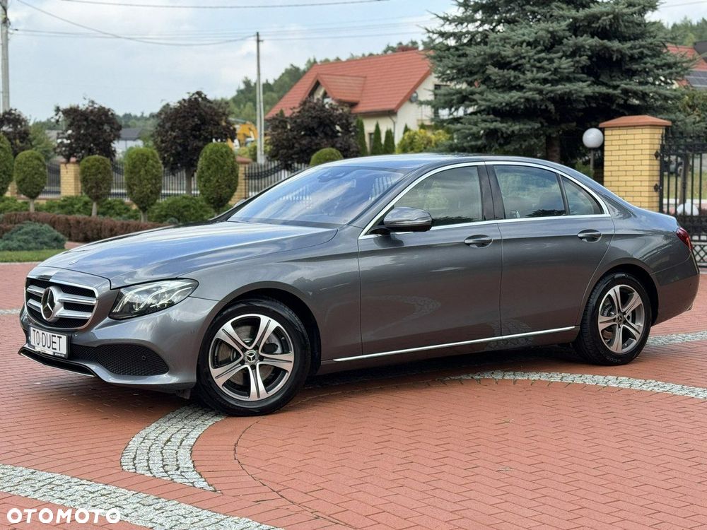 Mercedes-Benz Klasa E - 9