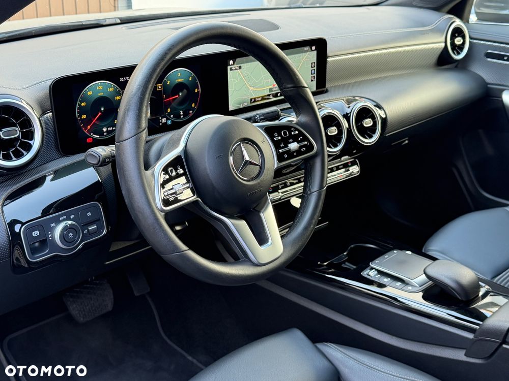 Mercedes-Benz CLA - 15