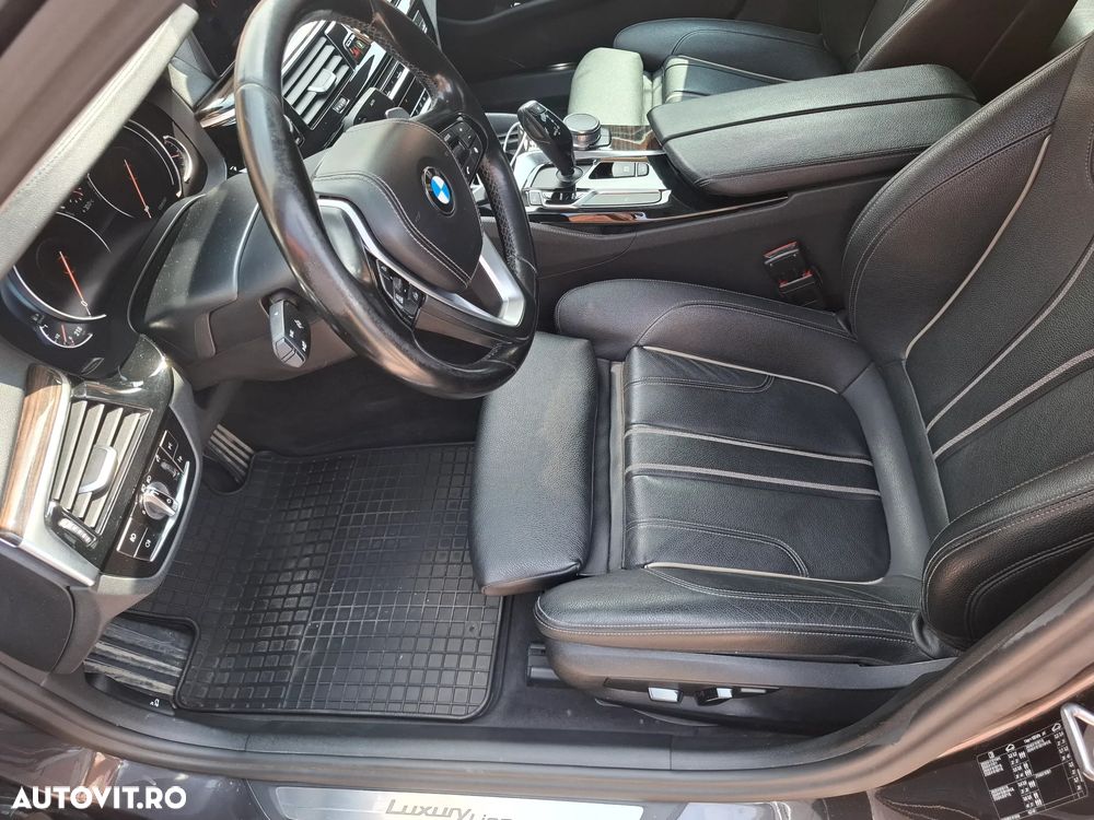 BMW Seria 5 520d AT - 8