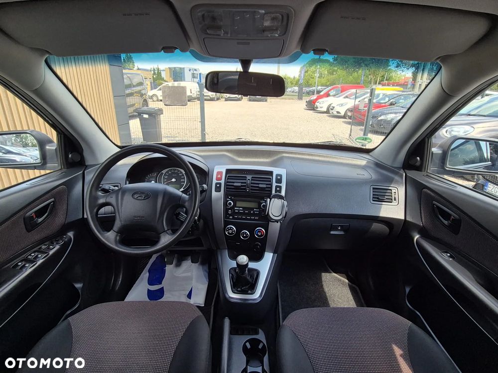 Hyundai Tucson 2.0 2WD GLS Style - 30
