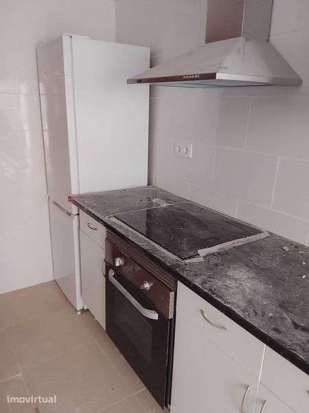 Reservado, T1 renovado para arrendamento no centro de Odivelas. - Grande imagem: 3/3