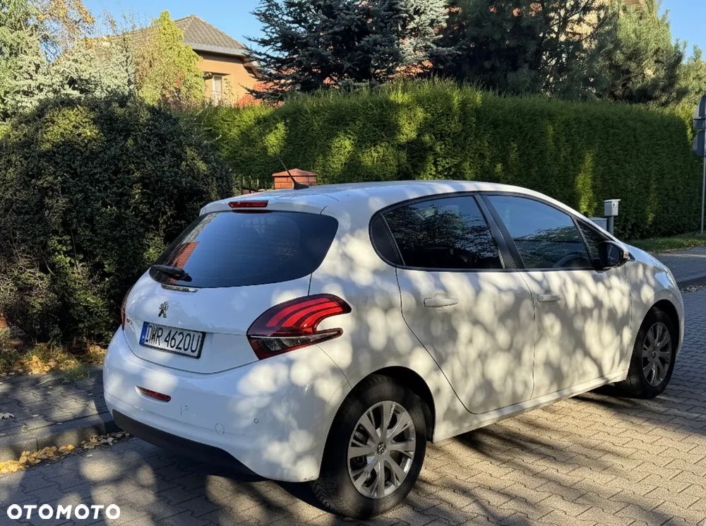 Peugeot 208 1.2 PureTech Active - 4