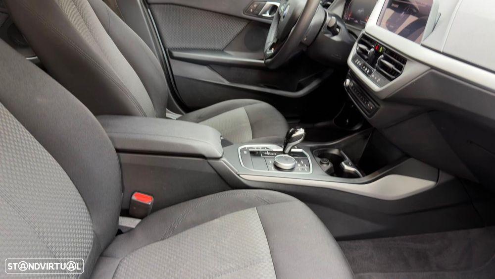 BMW 116 d Line Luxury Auto - 33