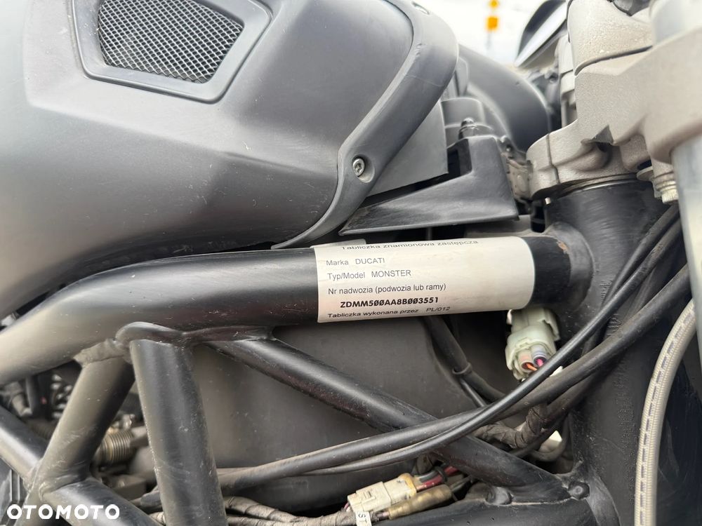 Ducati 696 - 8