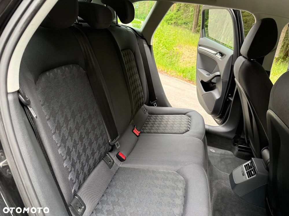 Audi A3 Sportback 1.6 TDI (clean diesel) Ambiente - 14