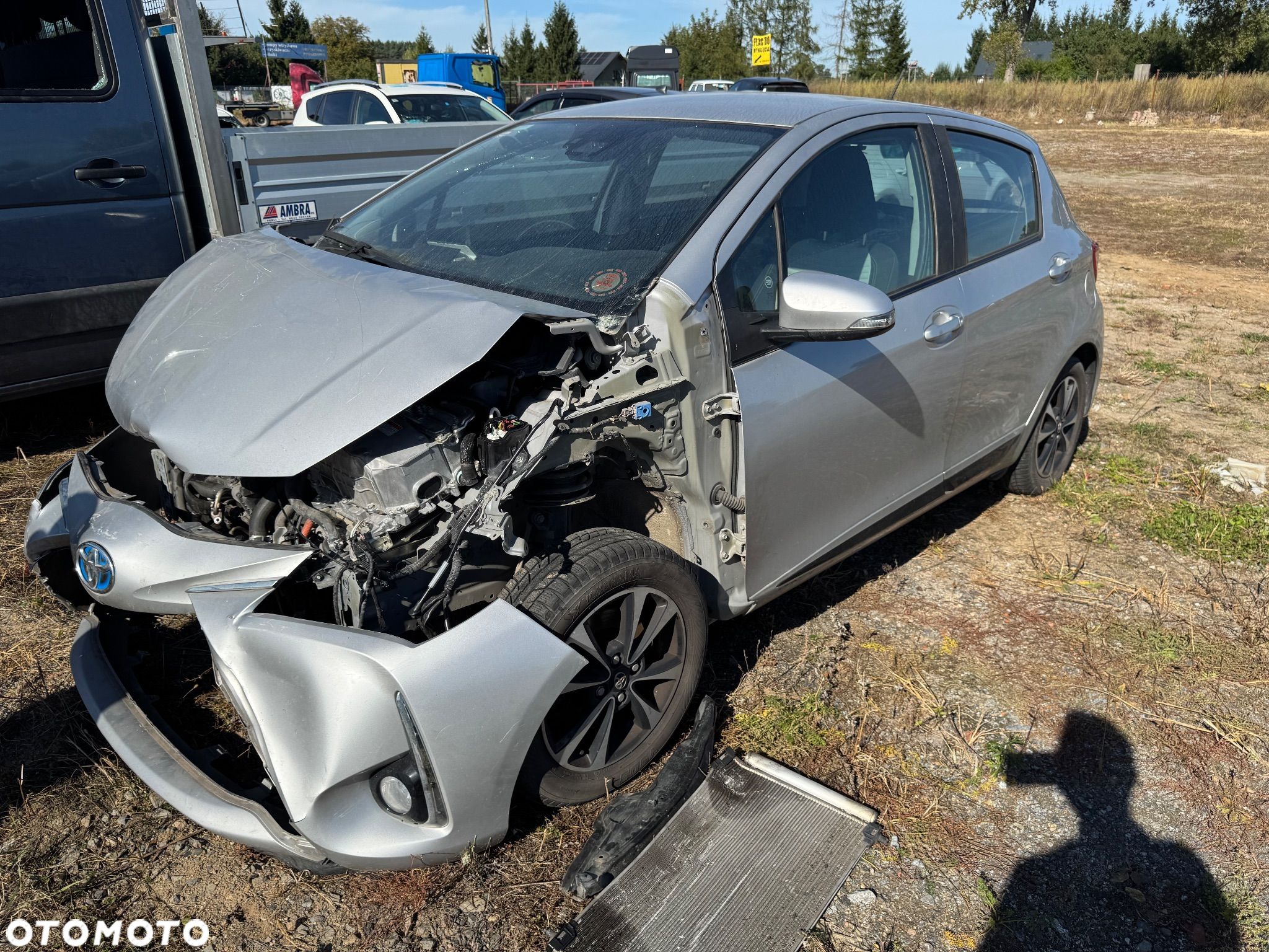 Toyota Yaris Hybrid 100 Active EU6 - 1