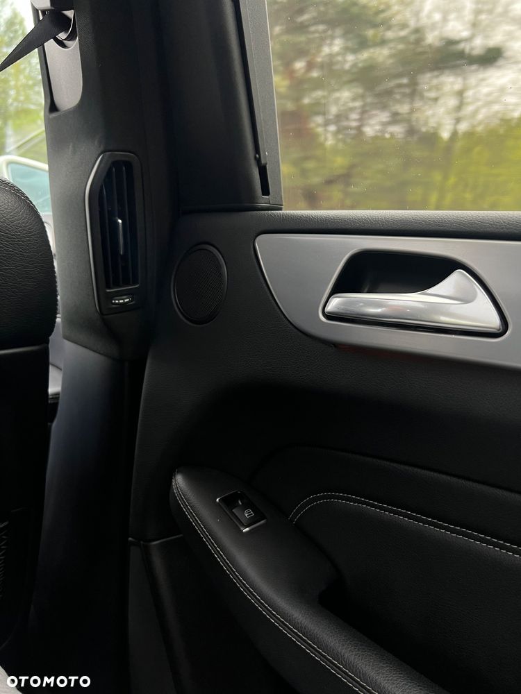 Mercedes-Benz ML - 11