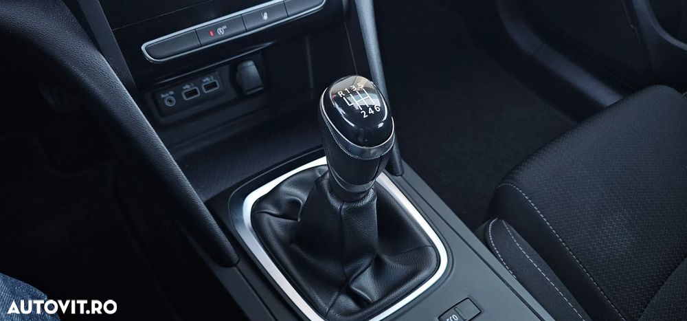 Renault Megane Blue dCi 116 Intens - 24