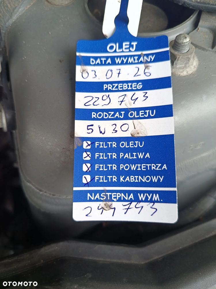 BMW Seria 3 318d - 38