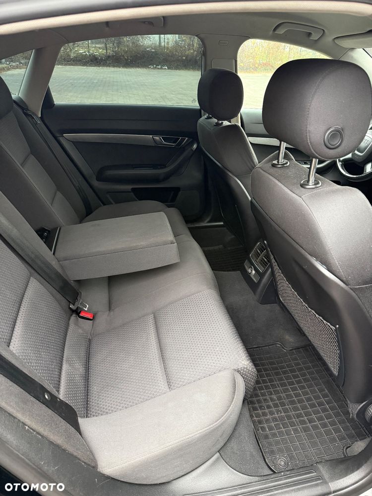 Audi A6 Limousine 2.4 - 9