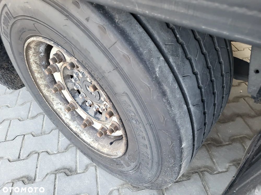 Schmitz Cargobull Joloda; podnoszony dach; koła 435/50R19.5 - 10