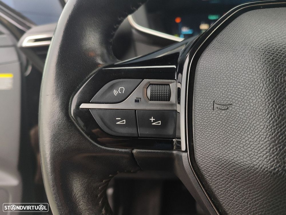 Peugeot e-208 50 kWh Allure - 36