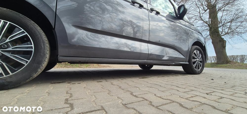 Volkswagen Multivan - 13