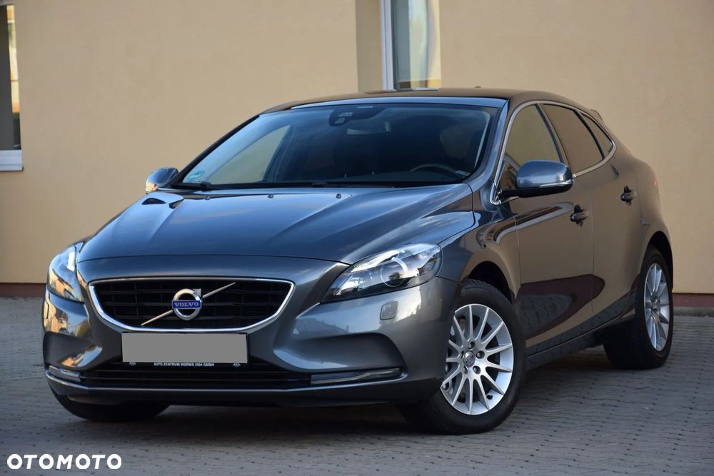 Volvo V40 D3 Summum - 14