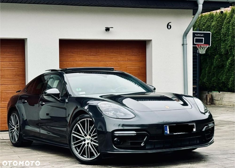 Porsche Panamera 4S - 1