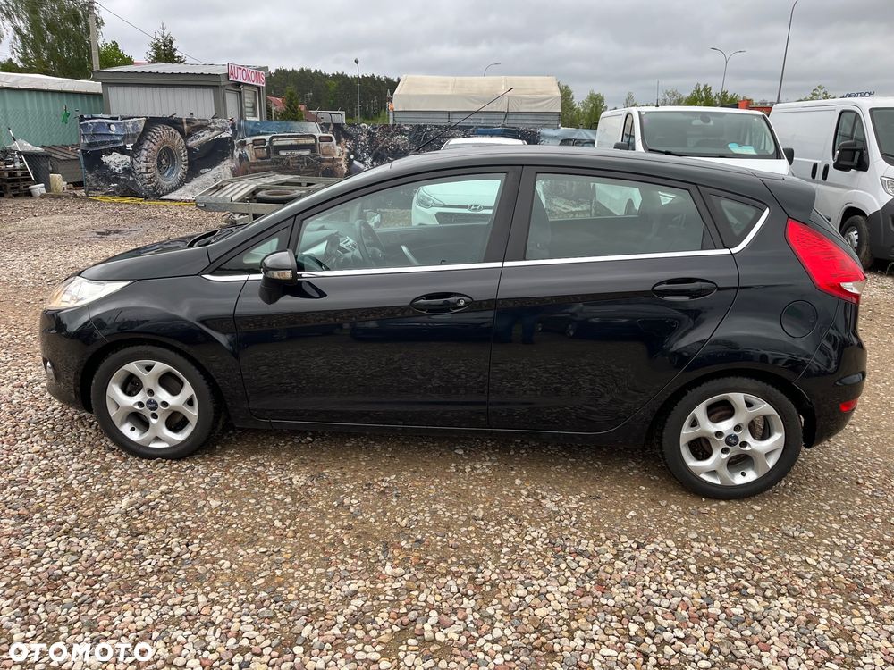 Ford Fiesta 1.25 Titanium - 25
