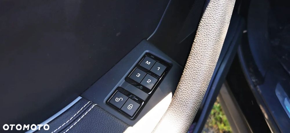 Jaguar F-Pace 2.0 i4D AWD R-Sport - 7