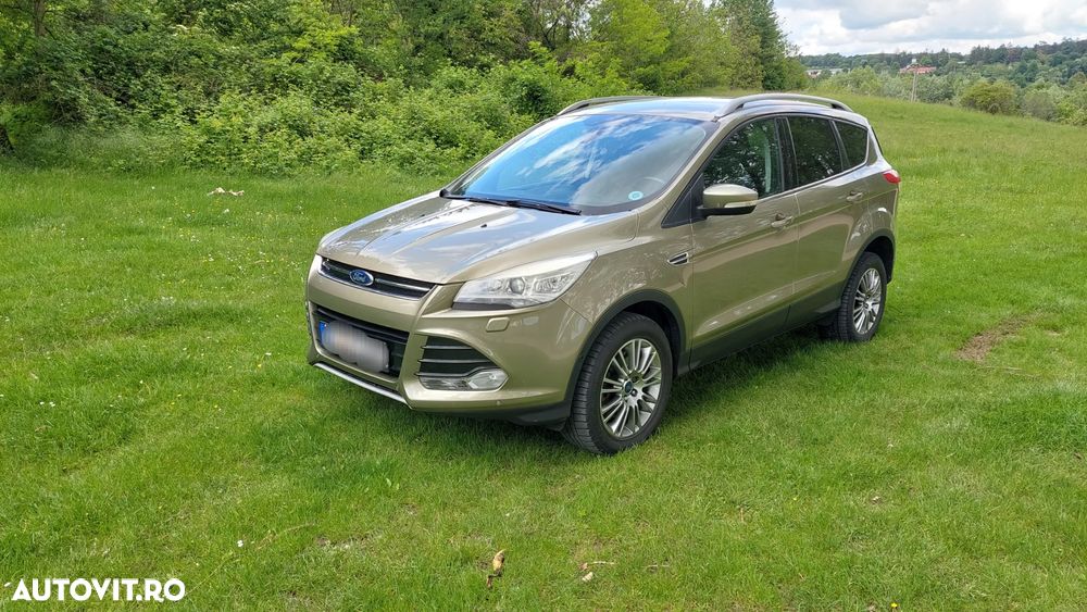 Ford Kuga 2.0 TDCi Powershift 4WD Titanium - 5